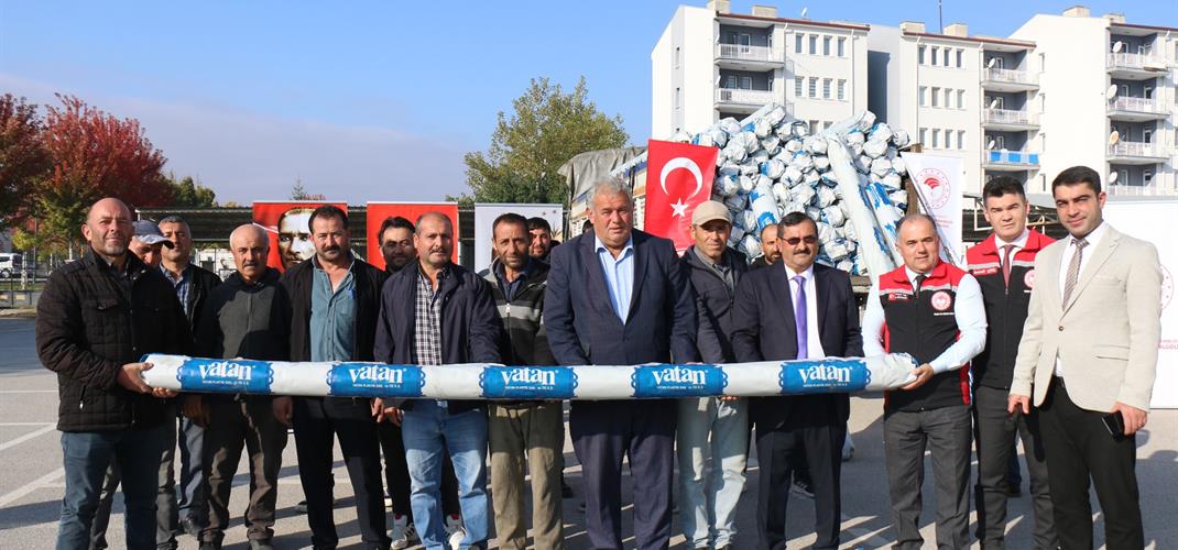 Çorum’da Seralar Yenileniyor: Üreticilere Sera Örtüsü Desteği Sağlandı